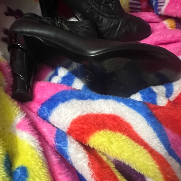 Vintage Chanel handbag on bootie RARE - Picture 15 of 16